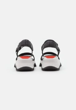 Sorel Kinetic Impact High Y-Strap - Sandals -Sorel Sales Store 200b9f8db57e490d8c41fe33bc2ae99f