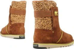 Sorel Rylee Print Boots - Big Kids|-|Bottes Imprimées Rylee Grand Enfant -Sorel Sales Store SRL 1702931 7E 7EStudio 20Back 20Nutmeg