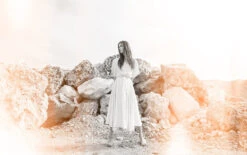 Sorel Joanie Suede And Full Grain Combination Sandals - Women's|-|Sandales Joanie En Toile Et Cuir Pleine Fleur Femme -Sorel Sales Store SRL 1734981 7EDove 20 20Quarry 7EModel 20Two 4d5c2d14 5a96 4310 a11e befcf854bd8b