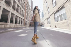 Sorel Joan Of Arctic II Wedge Chelsea Boots - Women's|-|Bottes Chelsea à Semelle Compensée Joan Of Arctic II - Femme -Sorel Sales Store SRL 1808551 7E 7ELifestyle 20Two 2da98059 80e1 4889 b537 52fef83b07ea