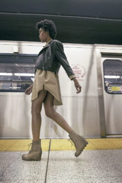 Sorel Joan Of Arctic II Wedge II Boots - Women's|-|Bottes à Semelles Compensées Joan Of Arctic II - Femme -Sorel Sales Store SRL 1808561 7E 7ELifestyle 20Six 1