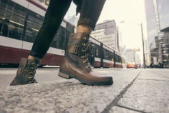 Sorel Emelie Conquest Boots - Women's|-|Bottes Emelie Conquest - Femme -Sorel Sales Store SRL 1809021 7E 7ELifestyle 20Two