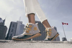 Sorel Out N About Plus Leather And Felt Textile Boots - Women's|-|Bottes En Cuir Et Tissu Feutré Out N About Plus - Femme -Sorel Sales Store SRL 1834081 7E 7ELifestyle 20Four