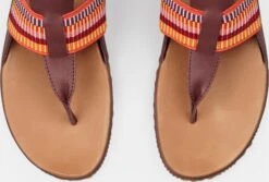 Sorel Out 'N About Plus Full Grain Leather Sandals - Women's|-|Sandales En Cuir Pleine Fleur Out 'N About - Femme -Sorel Sales Store SRL 1848471 7EElderberry 7ETop