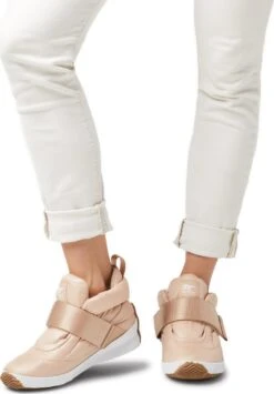 Sorel Out N About Puffy Shoes - Women's|-|Chaussures Out N About Puffy - Femme 13 Sorel Out N About Puffy Shoes - Women's|-|Chaussures Out N About Puffy - Femme -Sorel Sales Store SRL 1877031 7E 7Emodel 20Natural 20Tan