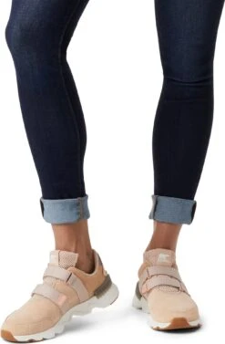 Sorel Kinetic™ Lite Strap Shoes - Women's|-|Chaussures Kinetic™ Lite Strap - Femme -Sorel Sales Store SRL 1896961 7E 7EModel 20Natural 20Tan