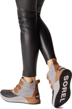 Sorel Out N About III Classic Waterproof Boot - Women's|-|Bottes Imperméables Out N About III Classic - Femme -Sorel Sales Store SRL 1959291 7E 7Edetail