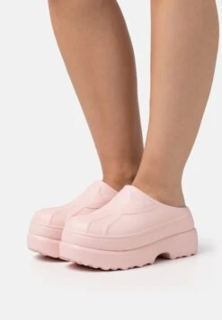 Sorel Caribou™- Slip-Ons - Vintage Pink